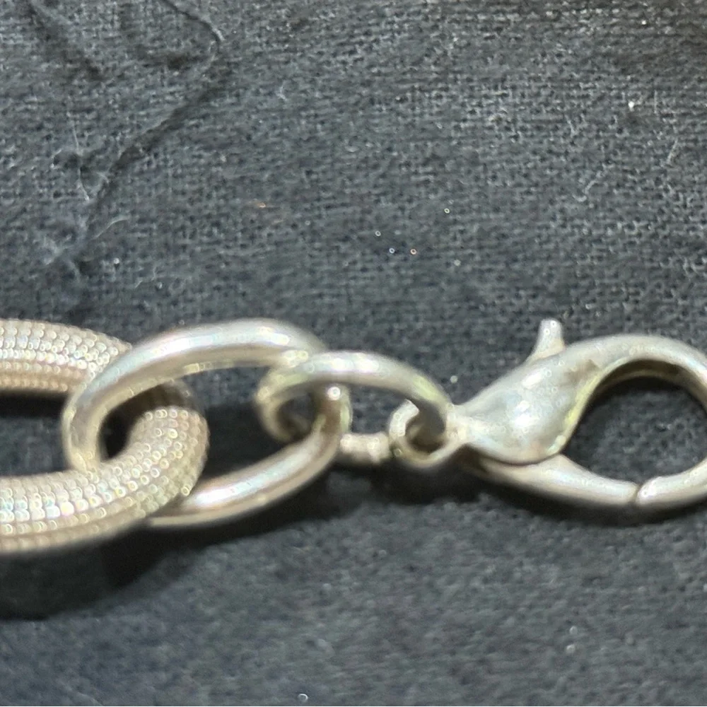 Brighton Vintage Chunky Heart 2 sided bracelet. EUC. - Picture 5 of 15